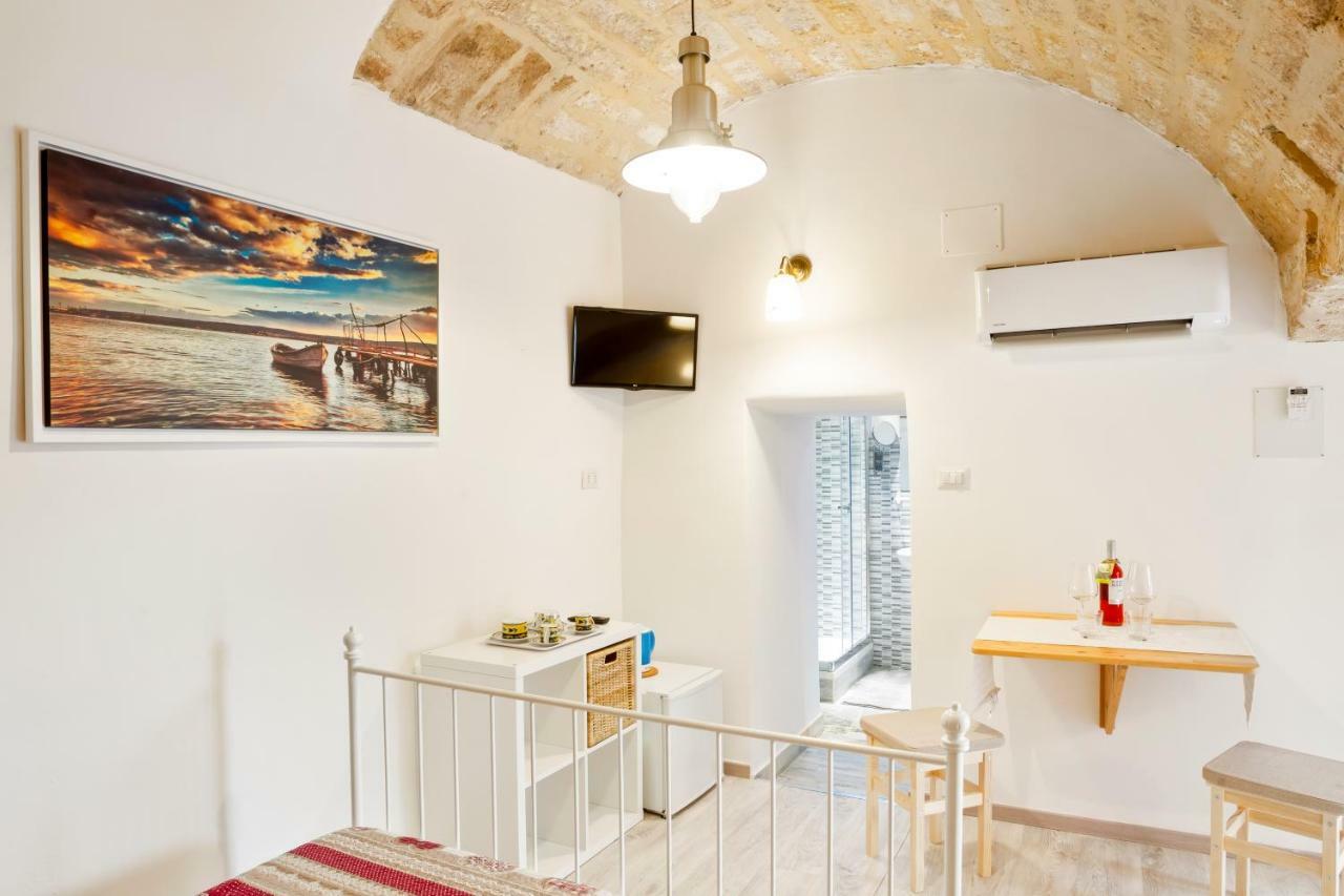 San Nicola Clemente Private Room Bari Eksteriør bilde